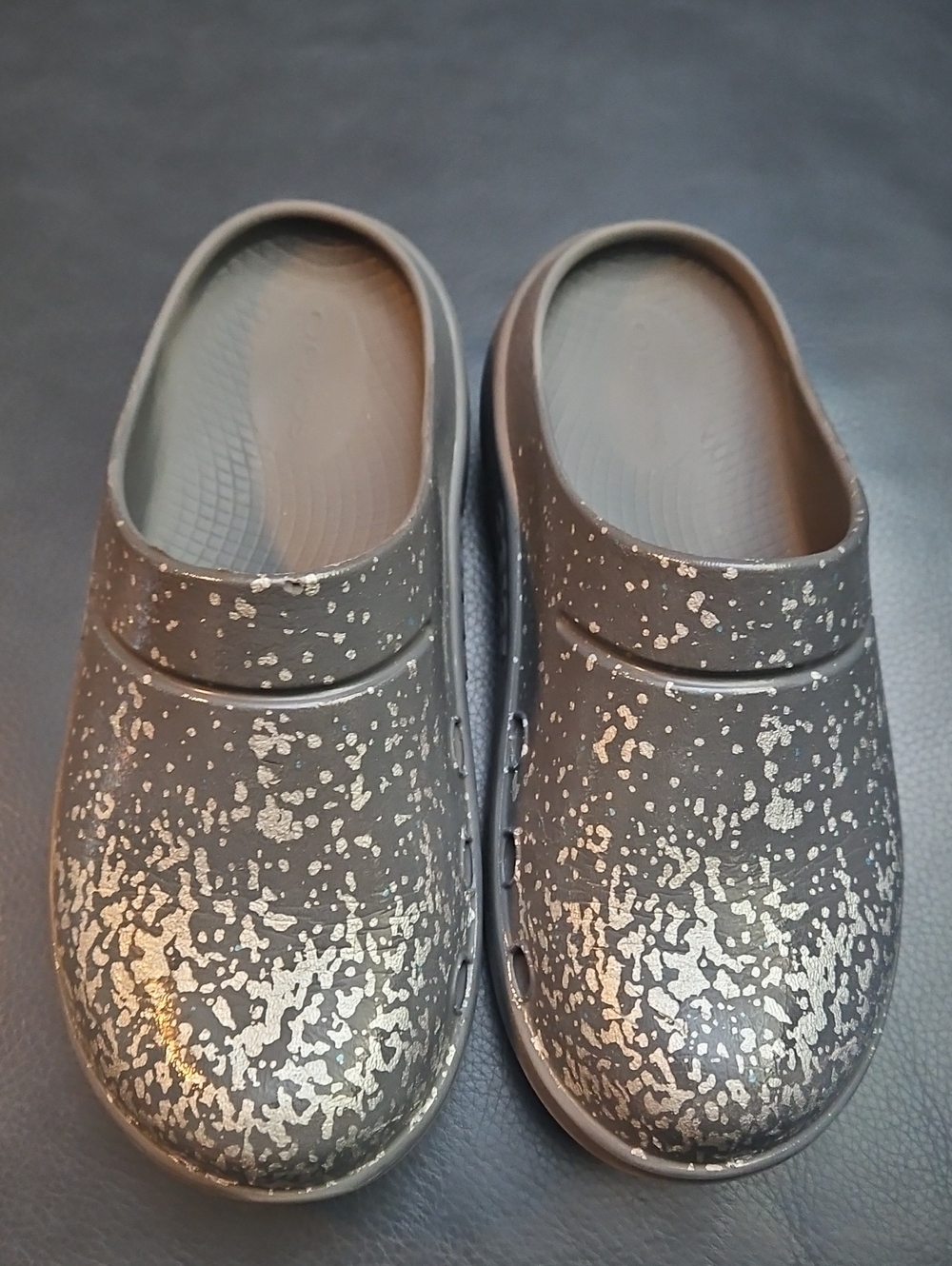 Women's OOFOS clogs